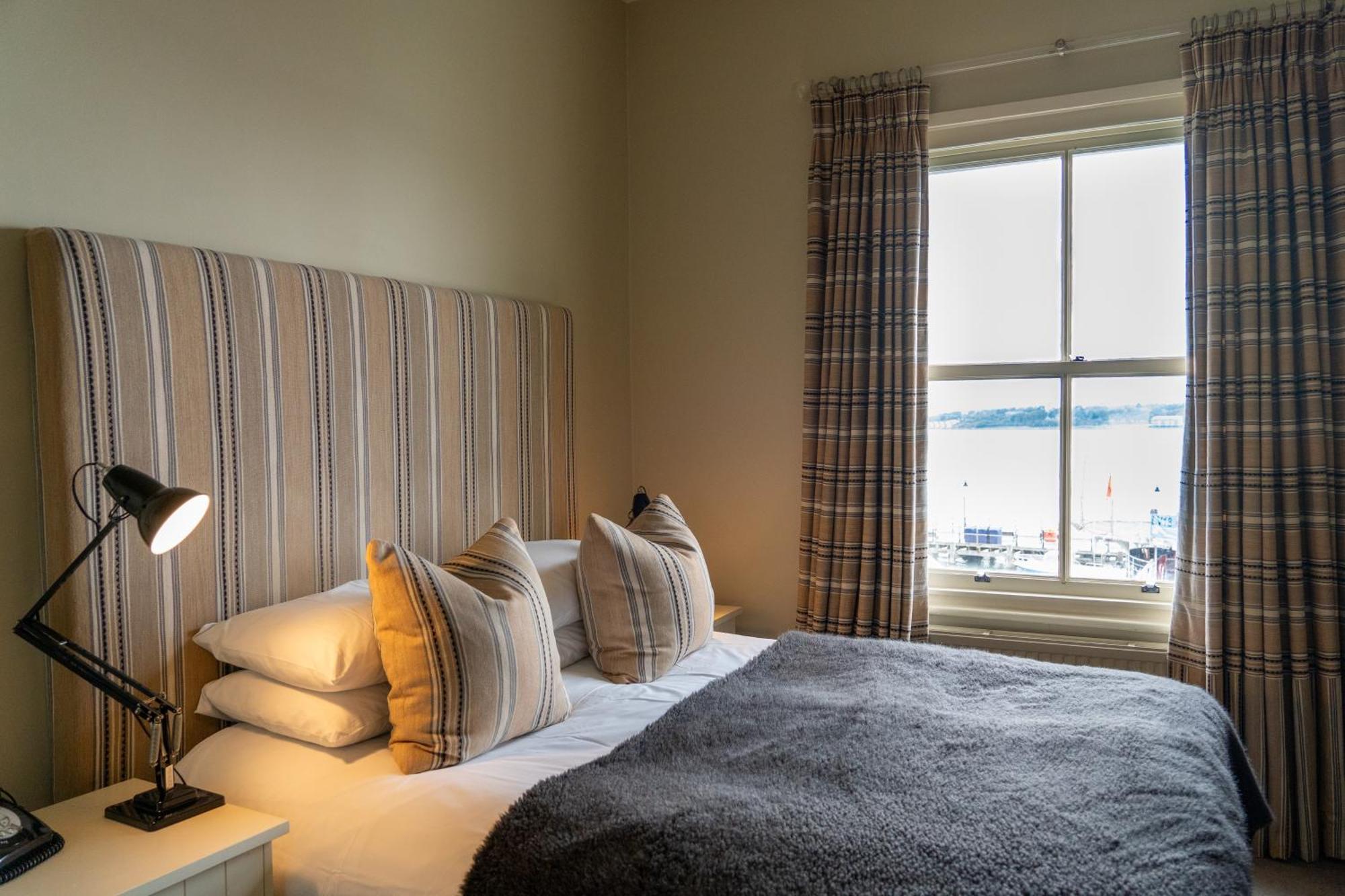 The Pier Hotel 하위치 외부 사진